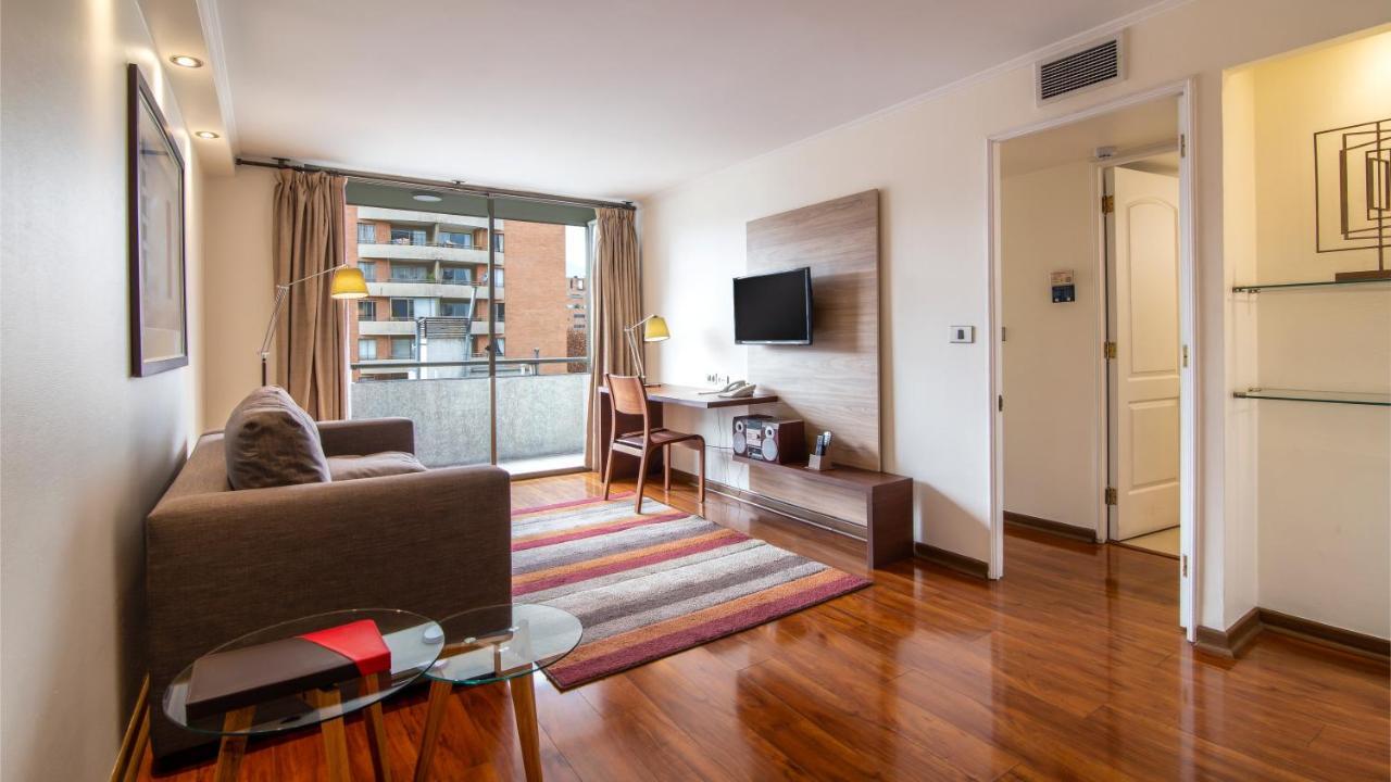 Time Suite - Comfort Apartments Santiago Buitenkant foto